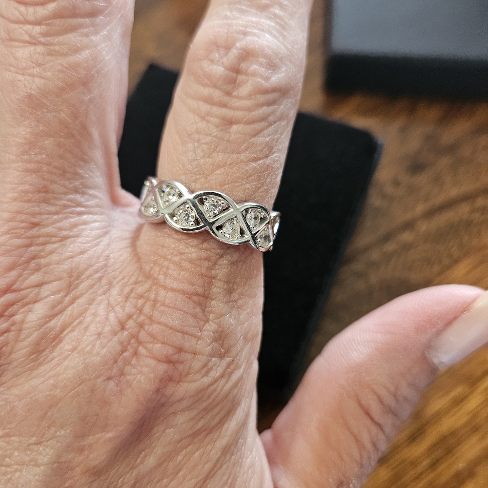 Sterling Silver Twist Band Ring with Clear Stones - Silver